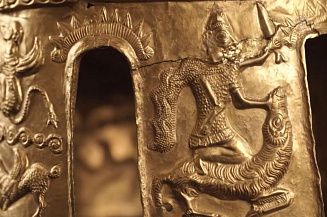 В Румынию возвращен похищенный дакийский золотой шлем